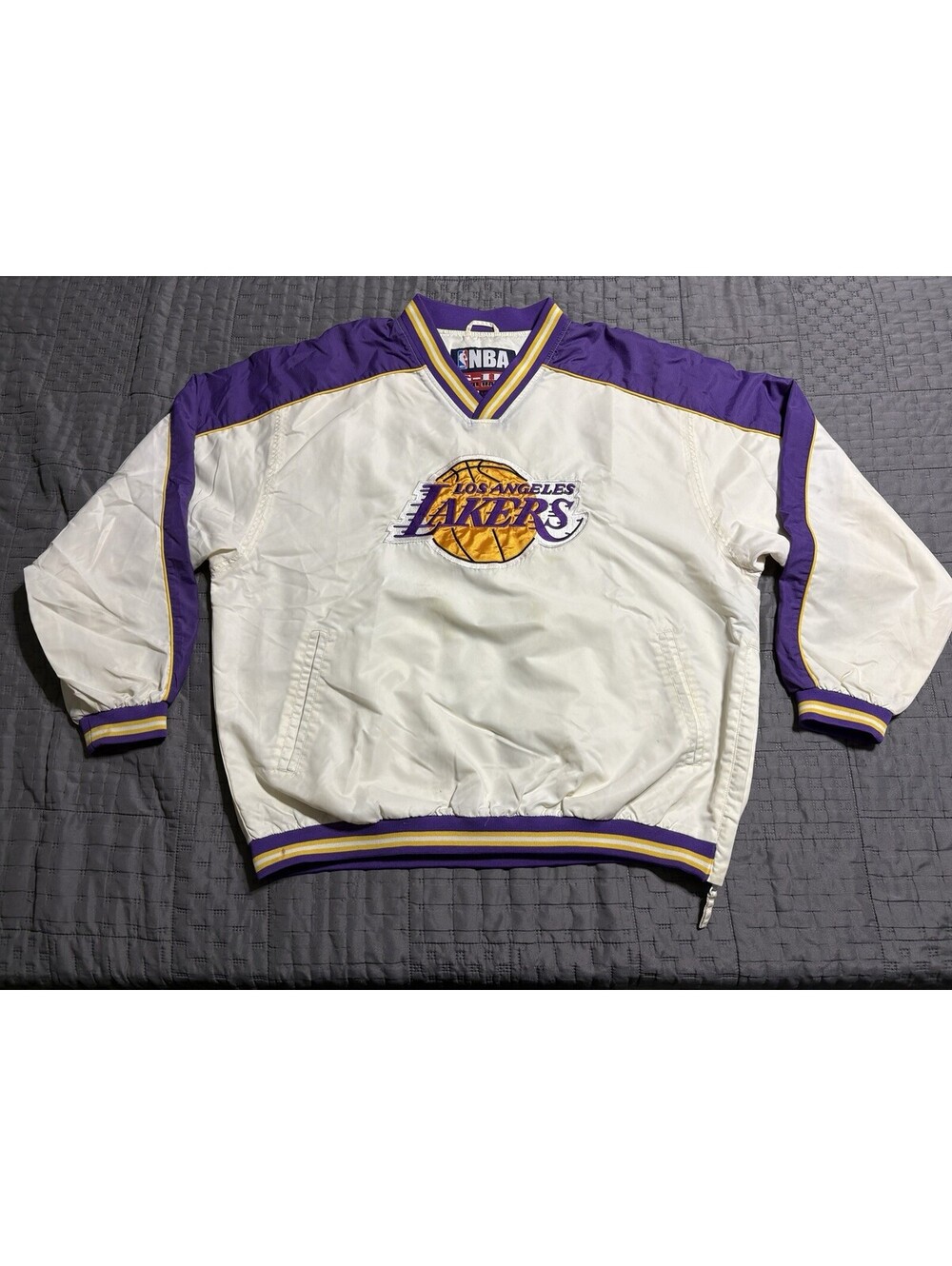 VTG G-III Sports by Carl Banks Los Angeles Lakers Windbreaker Size LRG Y2K Era
